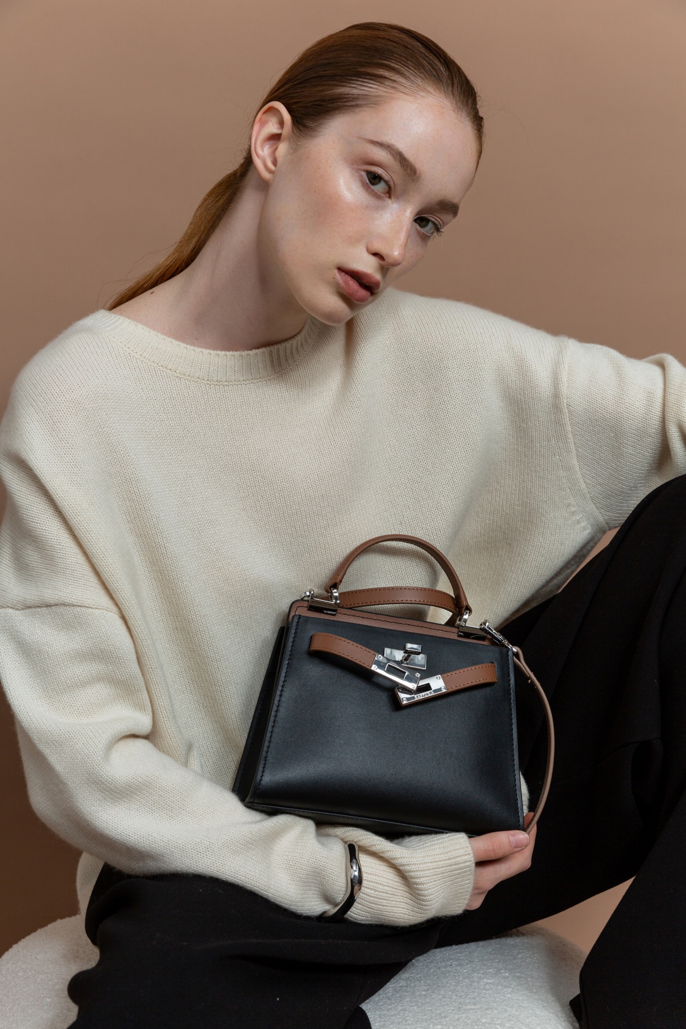 Mini black purse hotsell