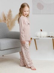 пижама  для девочки  К 1623/кофейный,нежный леопрад