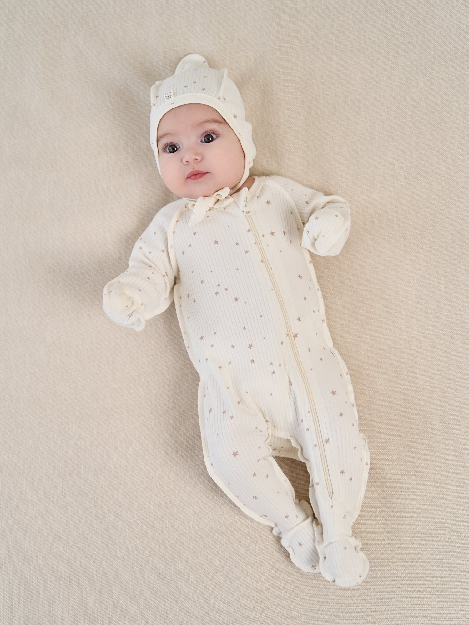 Слип с закрытой ножкой Бежевые звезды 0 1799₽