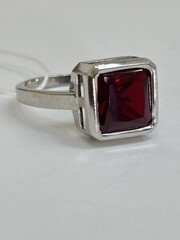 Квадрат  (кольцо из серебра)
