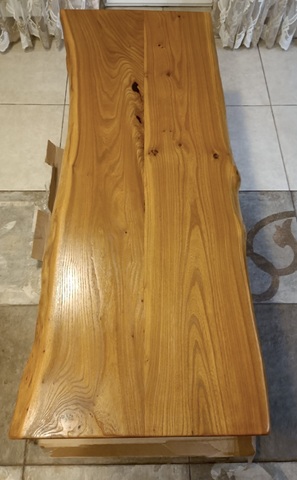 Цвет Карагач BL-0037. Дерево до покрытия было темно желтого оттенка, цвет лег ярче, не забывайте при выборе палитры учитывать особенности вашей древесины.