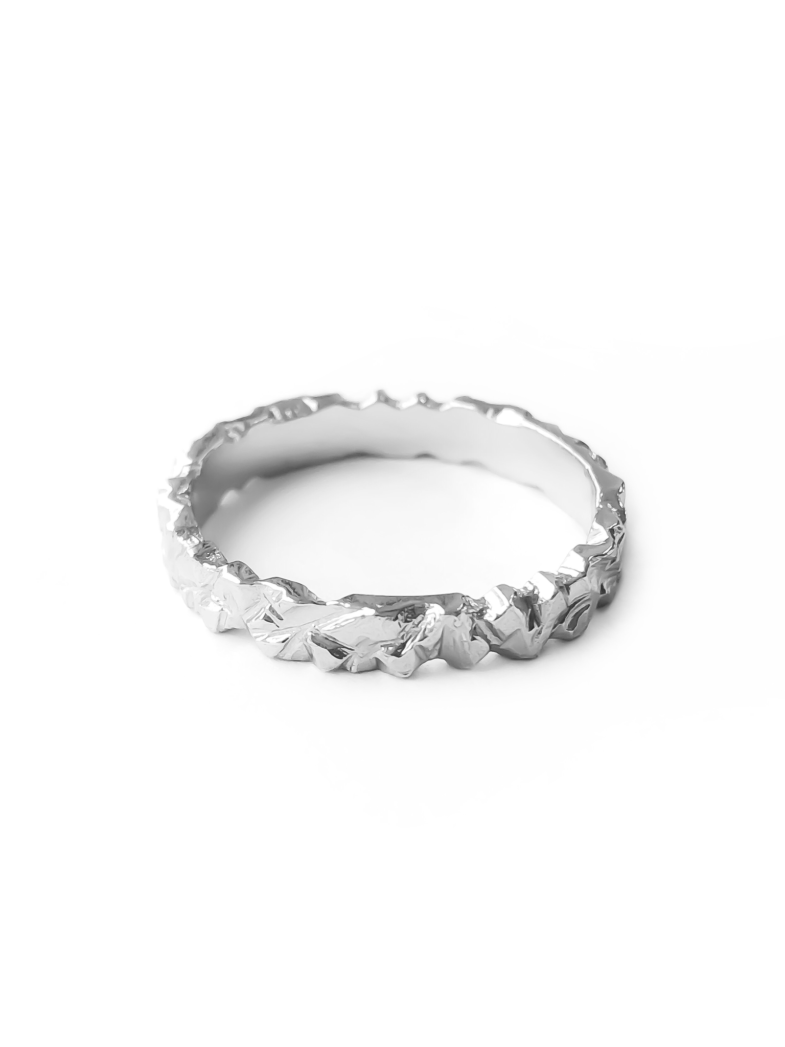 Серебряное кольцо «Кратер»