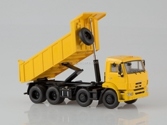 KAMAZ-6540 8x4 tipper yellow 1:43 Start Scale Models (SSM)