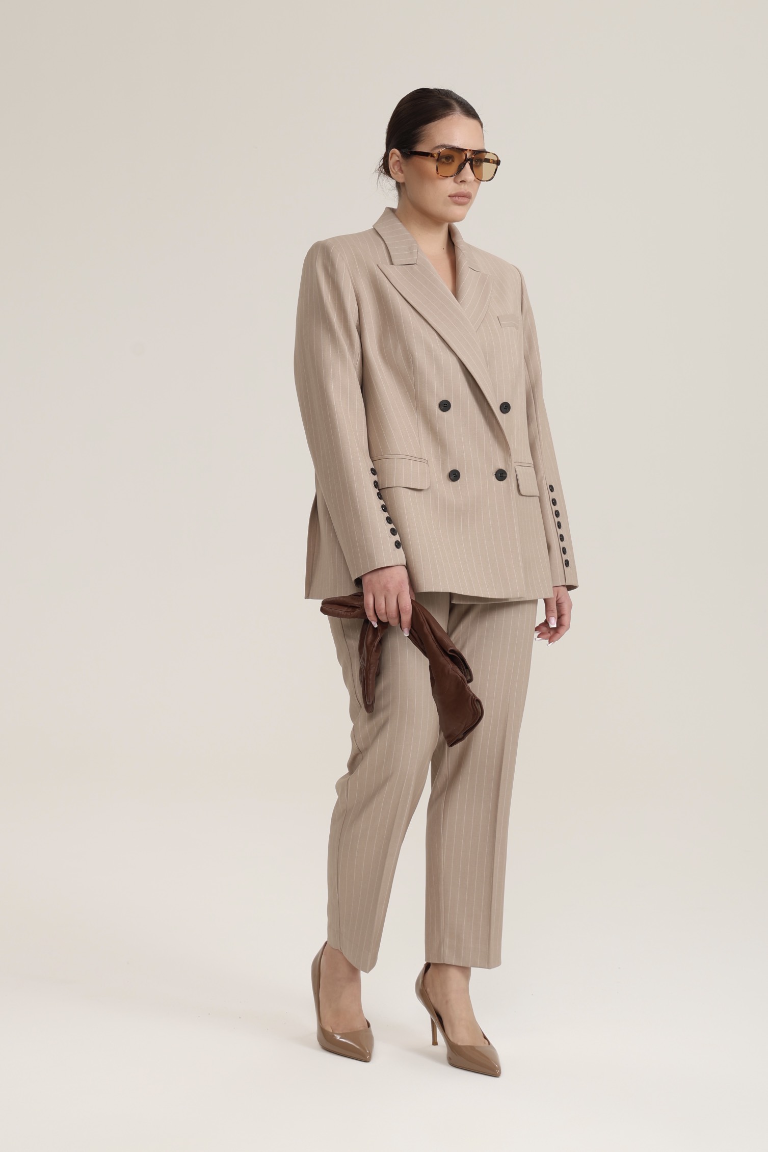 Брюки классические в полоску, мокко