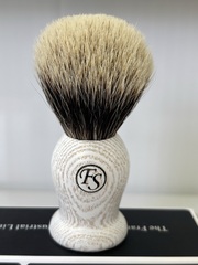 Помазок для бритья Frank Shaving – Натуральный бурсук с дубовой ручкой