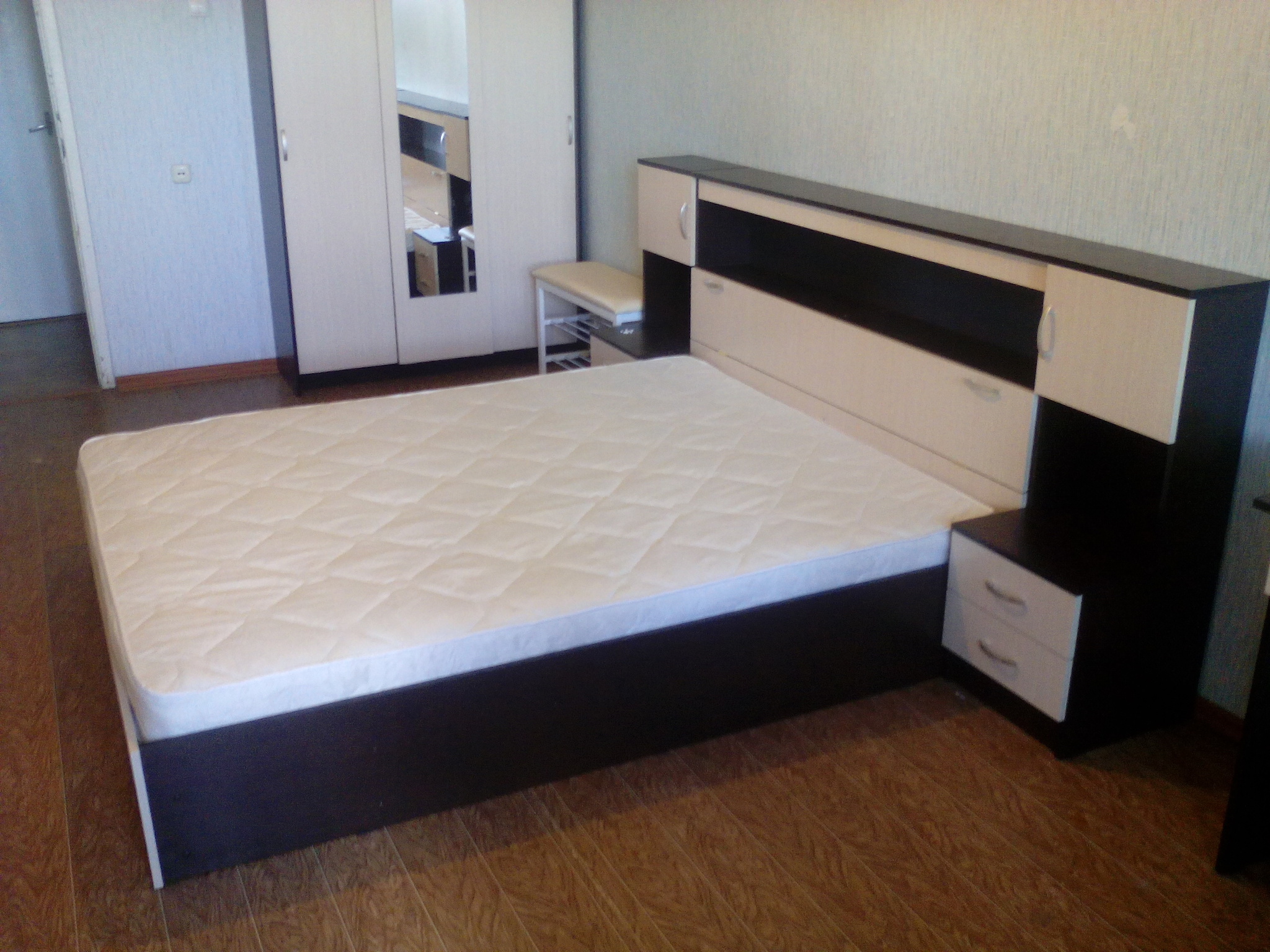 Кровать Бася 2 с прикроватным блоком
