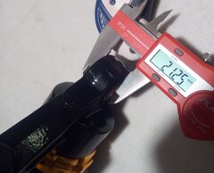 Амортизаторы универсальные RFY 325 мм для Yamaha XJR 1200/1300 / Honda CB 750 и др.