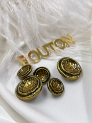 Пуговицы бронзовые с углублением в центре