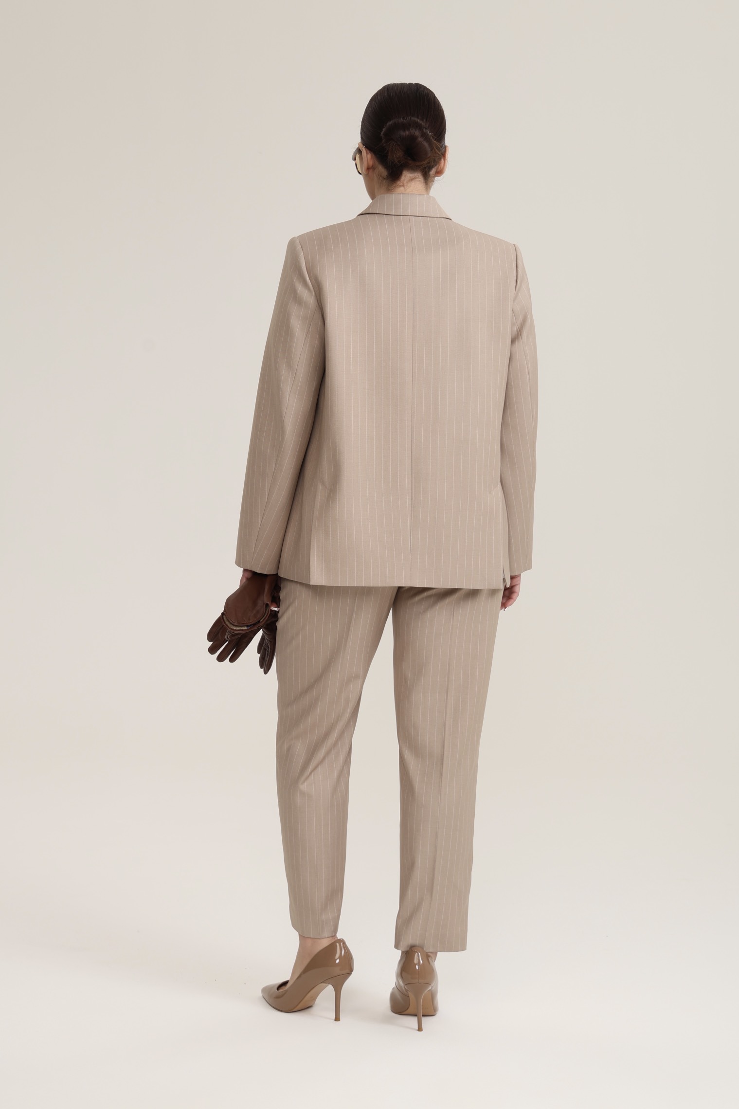 Брюки классические в полоску, мокко