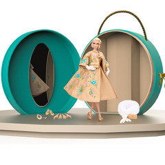 Мизи Кэти Принцесса Монако Бал в Принтемпсе