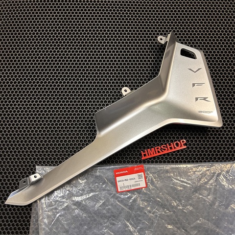 Honda Пластик боковой левый VFR 1200 цвет серый 