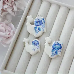 Подвеска Петушок, полимерная глина, гжель, 28*25 мм, S044