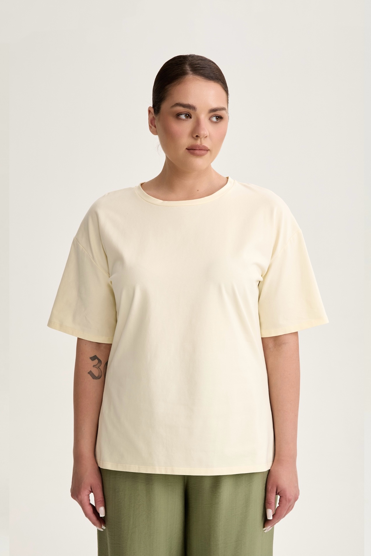 Футболка с круглым вырезом, светло-желтый