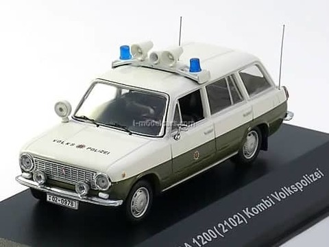 VAZ-2102 Lada 1200 Kombi Volkspolizei Police DDR CCC057 IST Models 1:43