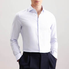 Сорочка мужская Seidensticker Slim Fit 01.845211-10 из твила в нежно-голубую полоску