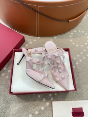 Valentino Garavani Roman Stud 8.5 cm