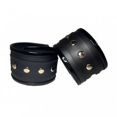 Наручники из эко-кожи черные