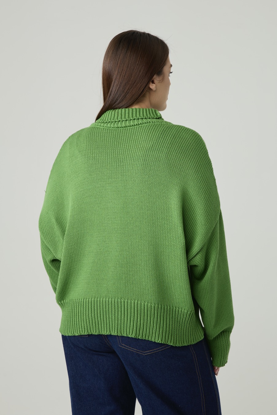 Свитер вязаный, зеленый