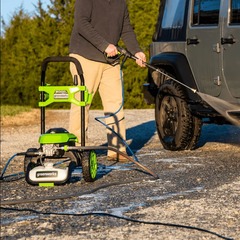 Мойка высокого давления Greenworks GHP2000 220V 140бар 1800Вт