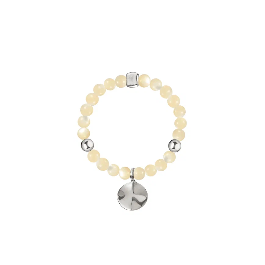 кольцо из бежевого перламутра с мятым листом