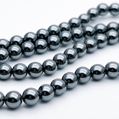 Гематит Шар бусины (имитация), цвет черный, диаметр 6-6,2 мм, цена за 31-32 шт (1/2 нити)