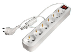 89-0-265 Фильтр сетевой 6 розеток, ПВС 3х1 мм?, 16А, с/з, 5м (Very)