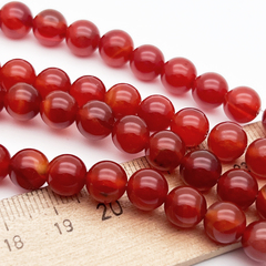 Сердолик бусины, диаметр 8-8,2 мм, цена за 23-24 шт (1/2 нити)