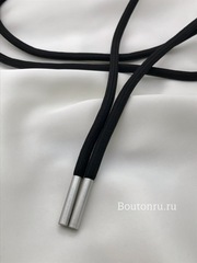 Шнур черный с металлическим наконечником 1,38 м