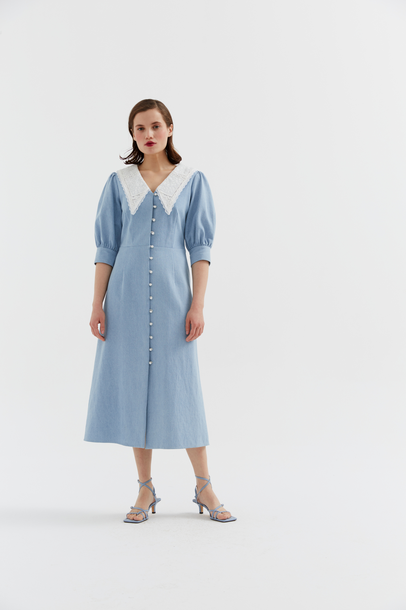 Платье-халат — самая удобная модель на лето: 10 вариантов, которые подойдут для любого типа фигуры