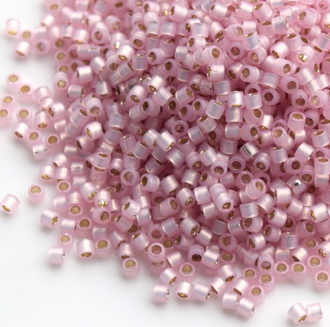 DBM-0624 Бисер цилиндрический Миюки делика 10/0 /Miyuki delica 10/0 Silver Lined Light Pink Alabaster Dyed
