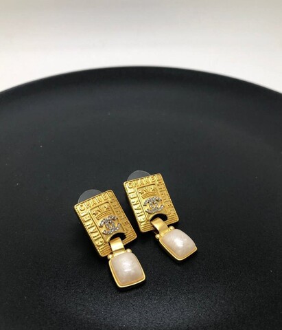 Серьги Chanel с перламутром золото
