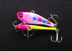 Раттлин CHATA BEE 52 мм 8,5 г цвет 22 (Rainbow ) (реплика)