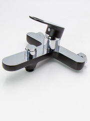 VIEIR Смеситель для душа, короткий излив V043531-C, черный/хром