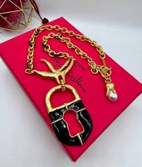 Колье ЗАМОК в клюве птицы в стиле Schiaparelli с черной эмалью