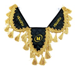 Вымпел тройной Isuzu (экокожа, черный с золотой вышивкой)