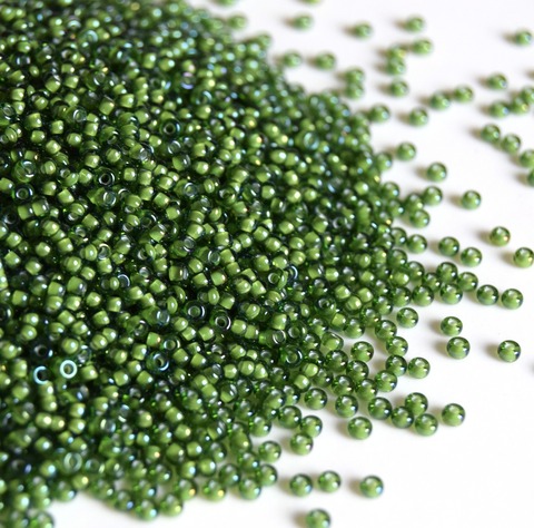 RR-3764 Бисер круглый Миюки 11/0 Темно-салатовый окрашен внутри /Miyuki round 11/0 Fancy Lined chartreuse