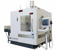 Пятиосевой фрезерный обрабатывающий центр «HIRUNG» DU1560