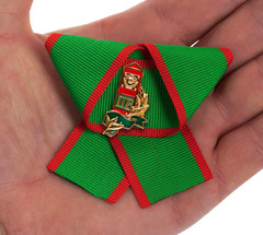 Купить фрачник и ленту пограничника - Магазин тельняшек.ру 8-800-700-93-18Лента пограничника 25мм*30см с фрачником (Столб СССР) в Магазине тельняшек