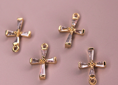 Подвеска крестик инкрустированный 15х10 мм позолота