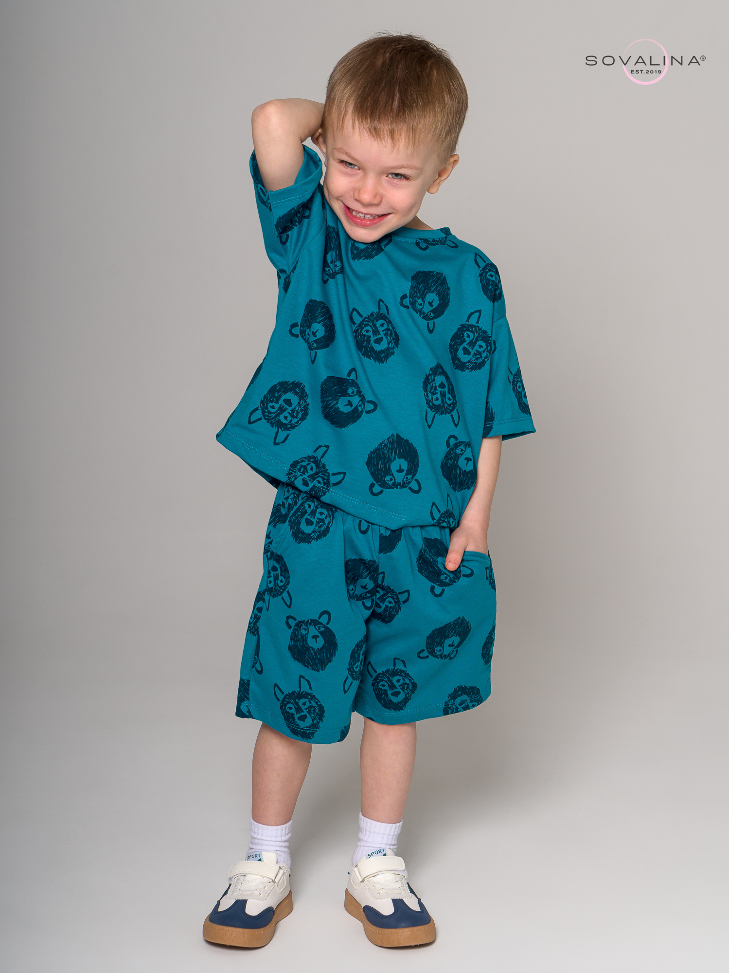 Костюм Light men волки зеленый