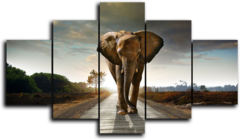 Модульная картина "Слон идет"