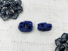 Фиксатор пластик, d 4,0 мм, р 20х13 мм