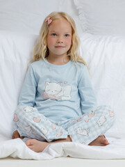 пижама  для девочки  К 1623/голубое стекло,кошки на пикнике