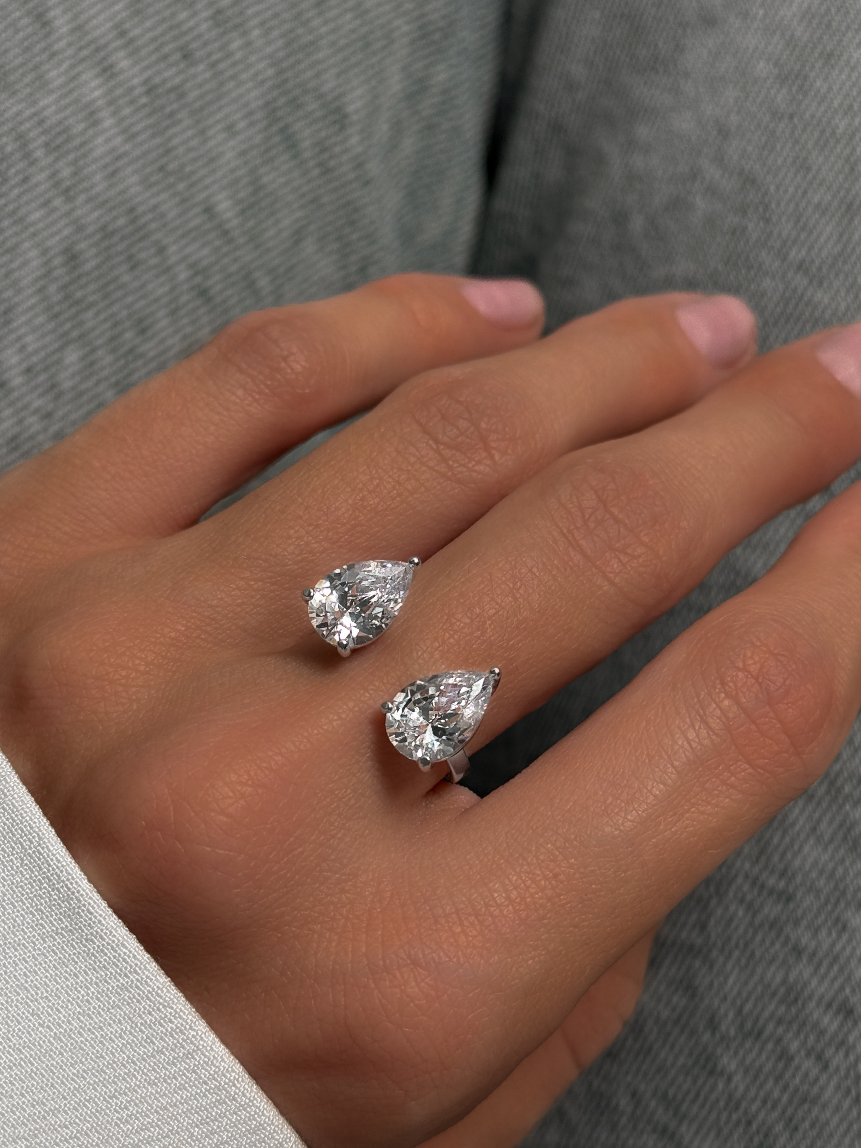 Кольцо Две капли