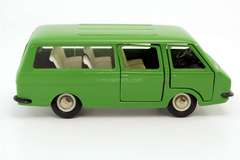 RAF-2203 green (metal bottom) Agat Tantal Made in USSR 1:43