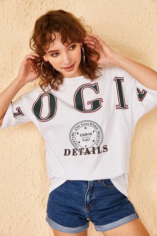 Qadın üçün geniş ölçülü ağ t-shirt LOGİN 10501023