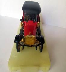 Russo-Balt Limousine 1912 on stand Radon Tantal Agate USSR 1:43