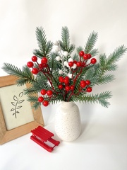 Ягоды красные искусственные на ветке, гроздь 24 см., 8-15 мм., набор 5 шт.