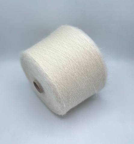 Pecci filati, Kid Seta, 900м, 75% Кид мохер, 25% Шелк, Молочный. 37060