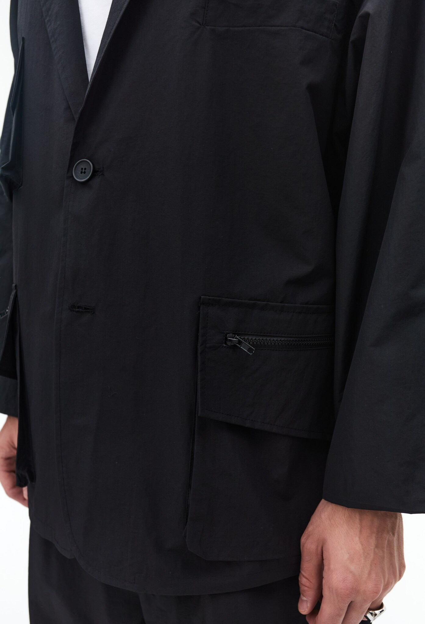 Черный мужской костюм AUDAU